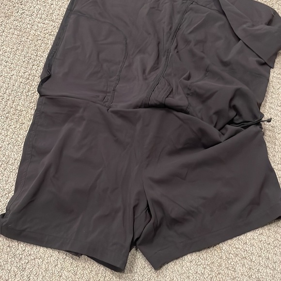 Black women’s small sport skirt - Picture 5 of 5